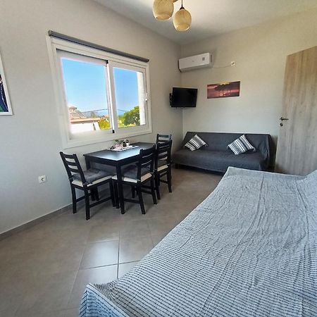 Airport Palmtree Apartments - 15Min From Airport 阿特米达 外观 照片