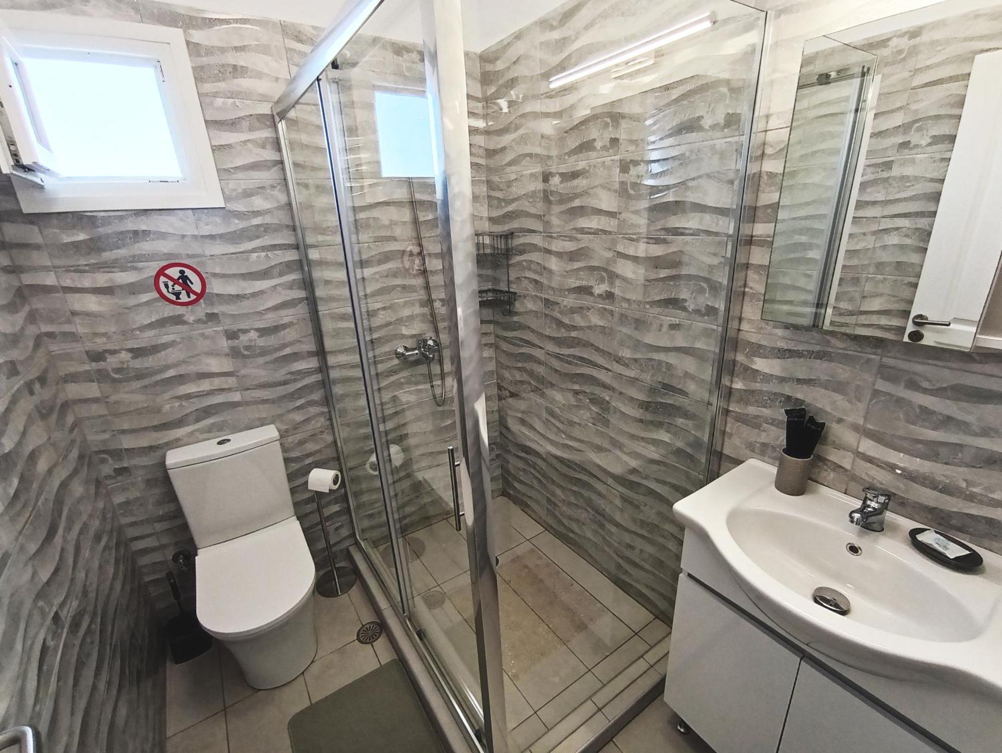 Airport Palmtree Apartments - 15Min From Airport 阿特米达 外观 照片